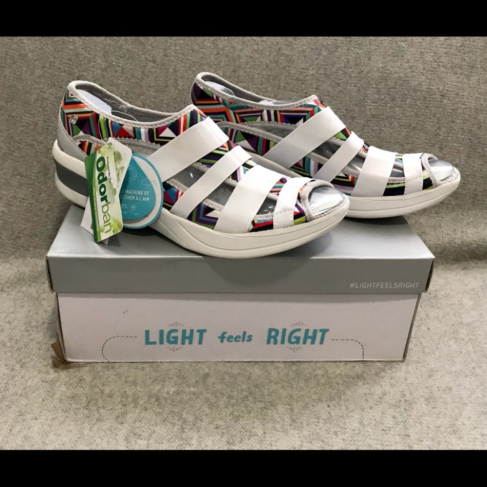 BZEES FRILL Geometric Multicolor Strappy Slip.